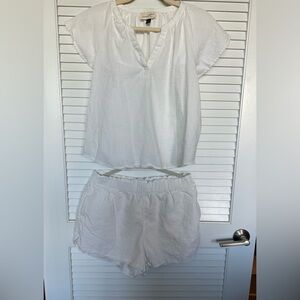 Line blend Flutter short sleeve top and shorts set!